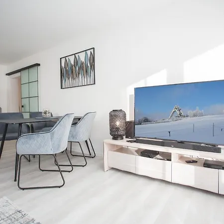 Astenperle Ii In Infrarosauna, Massagesessel, Balkon شقة